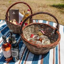 Montalcino: Picknick im Weinberg mit einer Flasche Wein