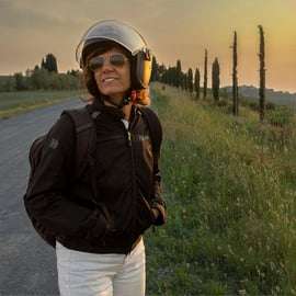 Motorcycle Rental in Chianti: Royal Enfield Classic 350