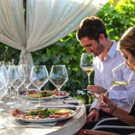 San Gimignano: Wine and Oil Tasting with Tuscan Appetizers