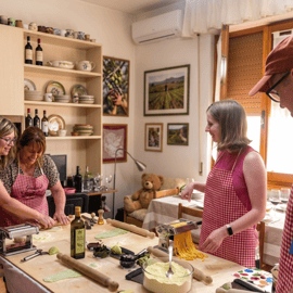 Cours de pâtes colorées près d'Arezzo, recettes à emporter