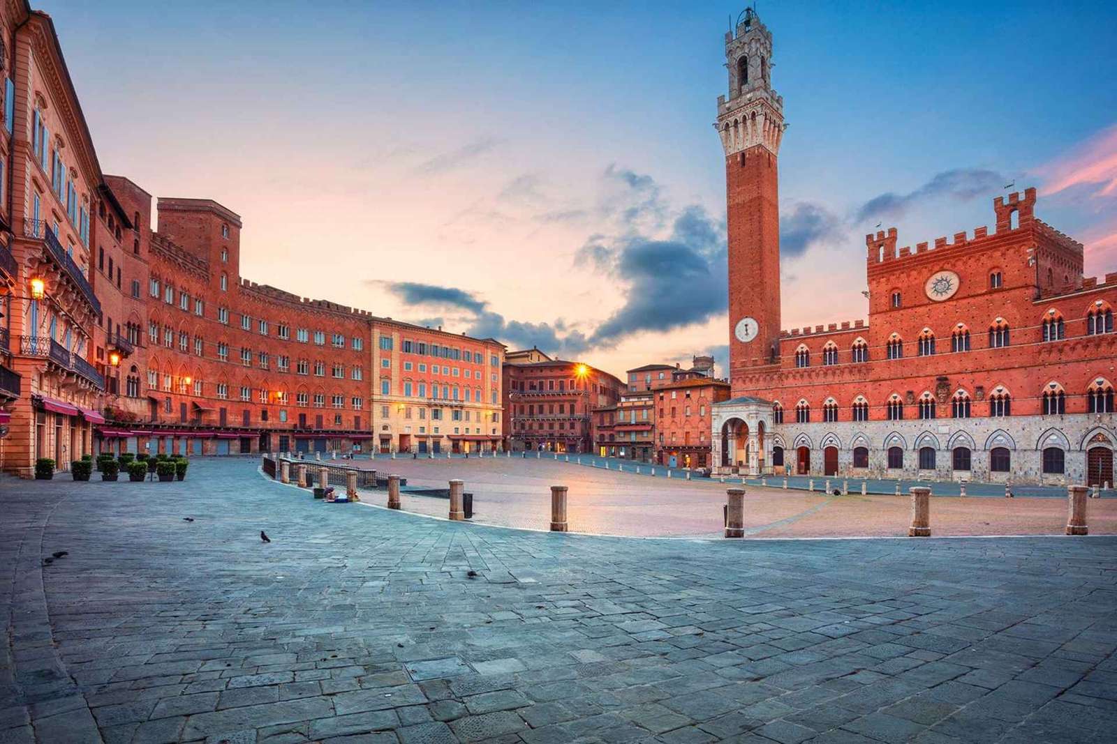 Siena Walking Tour: Medieval Streets and Hidden Corners