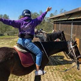 Tuscany Horseback Riding Tour with Lunch and Wine