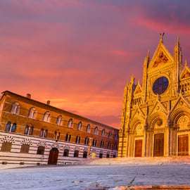 Siena: Guided Tour with Your Mobile Phone