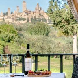 San Gimignano: Mini wijntour met Toscaans aperitief