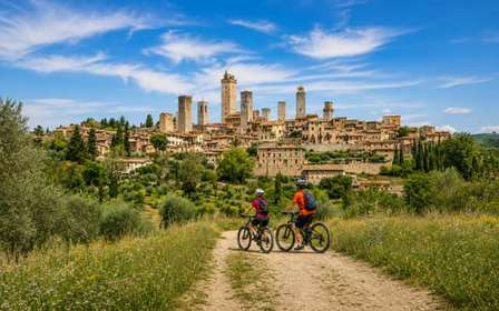 Wycieczka e-rowerem po San Gimignano z wirtualnym przewodnikiem
