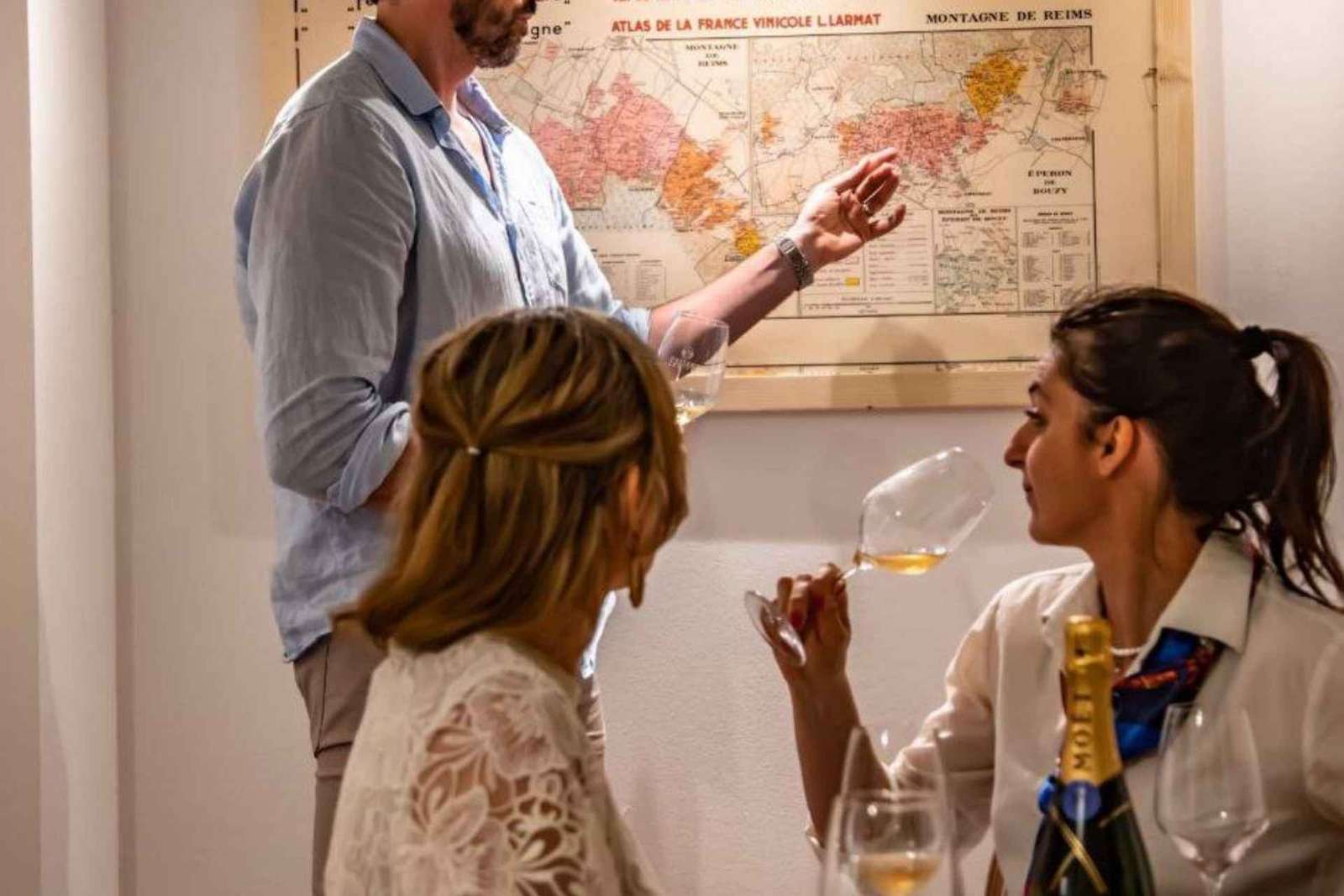 Siena: Wine tasting Experience with Italian Sparkling Wines
