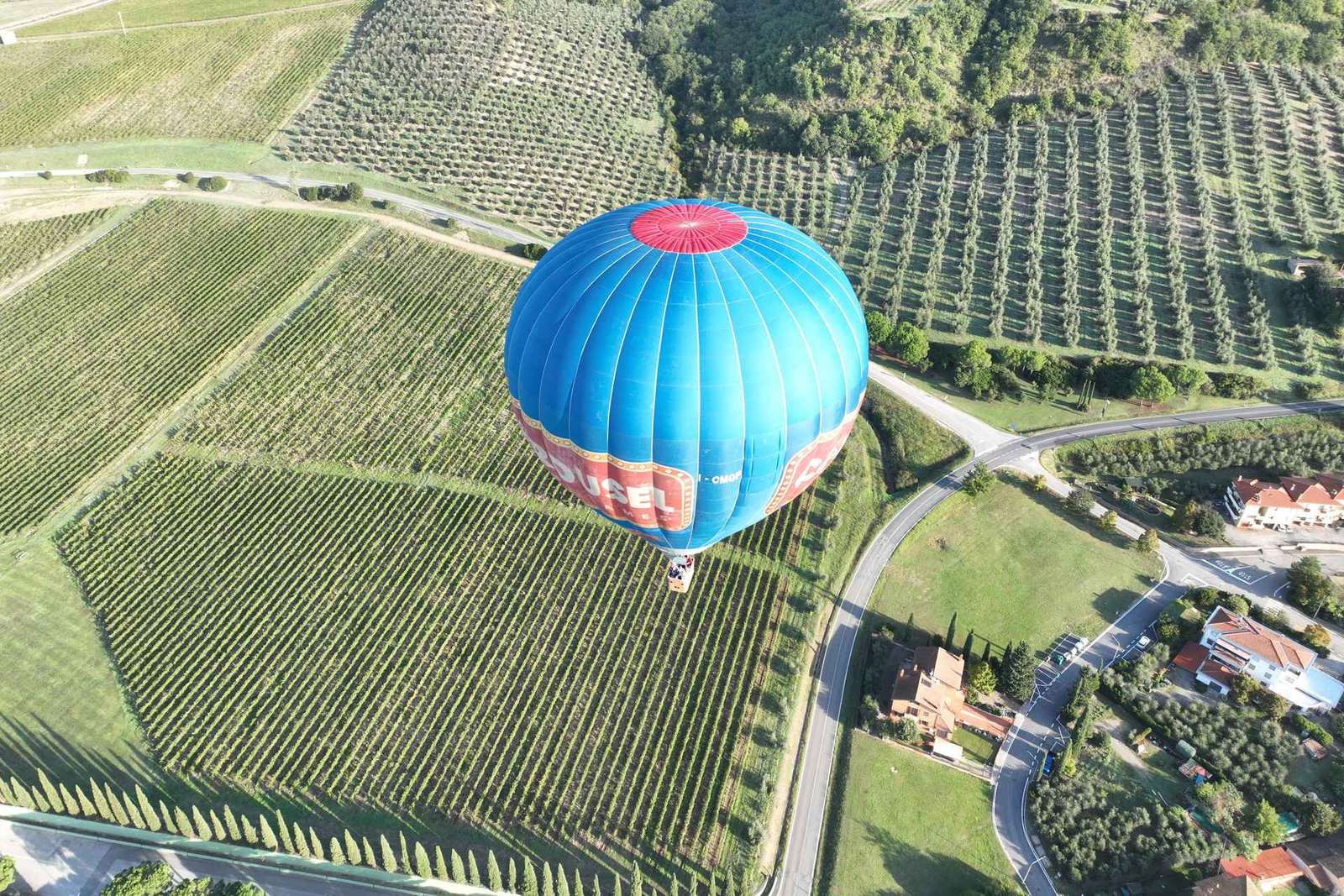 Passeio de balão de ar quente na Toscana ao amanhecer