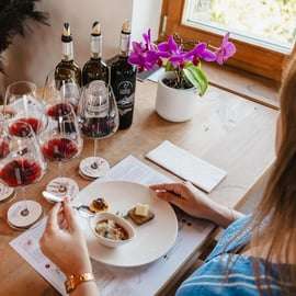 Montalcino: Prohlídka vinařství s průvodcem a degustační menu