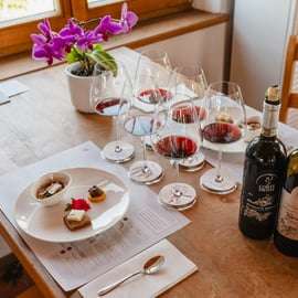 Montalcino: Prohlídka vinařství s průvodcem a degustační menu