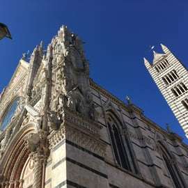 Siena Private Walking Tour: Piazza del Campo to St Catherine