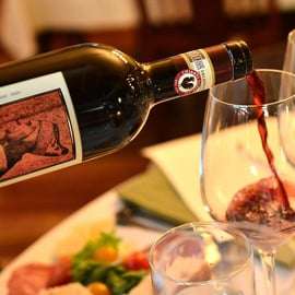 San Gimignano: Wine and Oil Tasting with Tuscan Appetizers