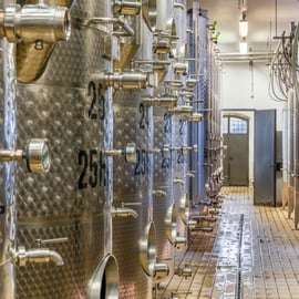 Vigneti e cantina al Molino di Grace con 4 vini