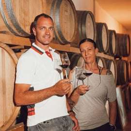 Dégustation de vins du Chianti dans un domaine familial