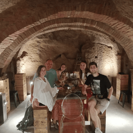 Siena Underground Degustação de vinhos em uma caverna medieval