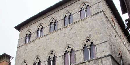 Palazzo Tolomei