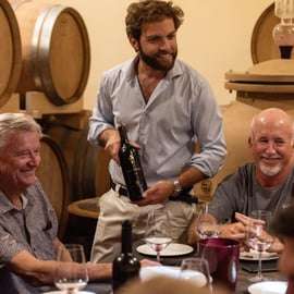 Siena: Visita à vinícola e degustação com o proprietário/fabricante de vinhos premiados