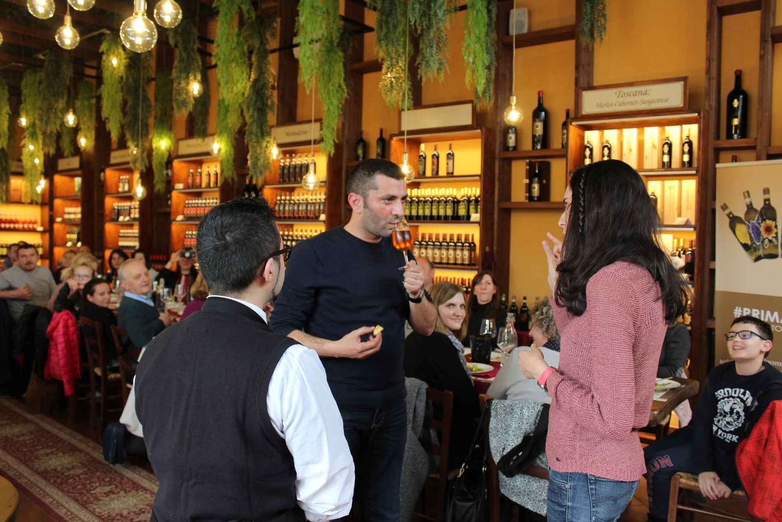San Gimignano: 2-Hour Wine & Gourmet Tasting with Drinks